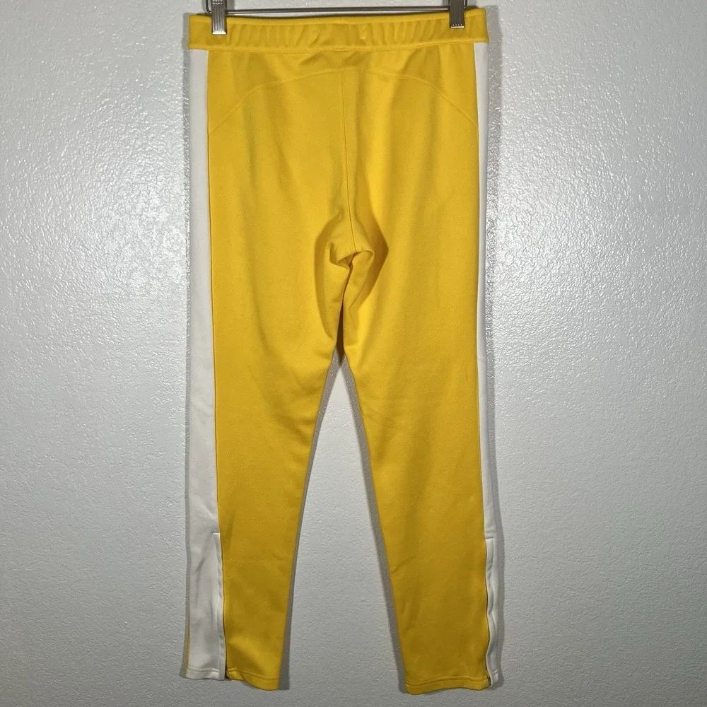 Tory Burch measurements item